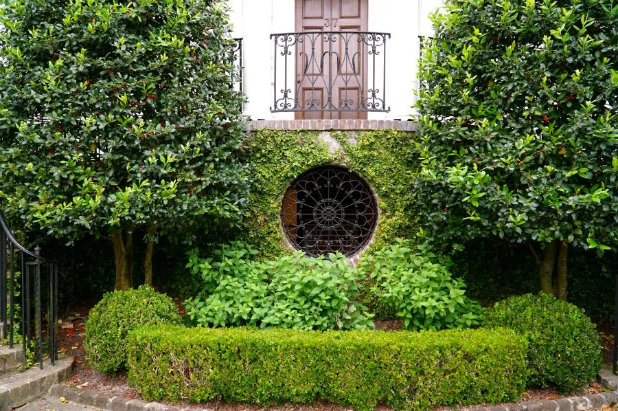 Charleston Getaway weekend includes admiring all the beautiful homes