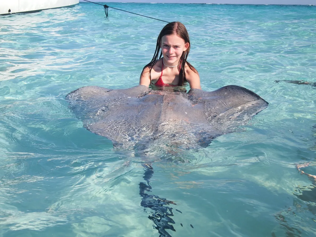 Stingray-City-red-sail-tour