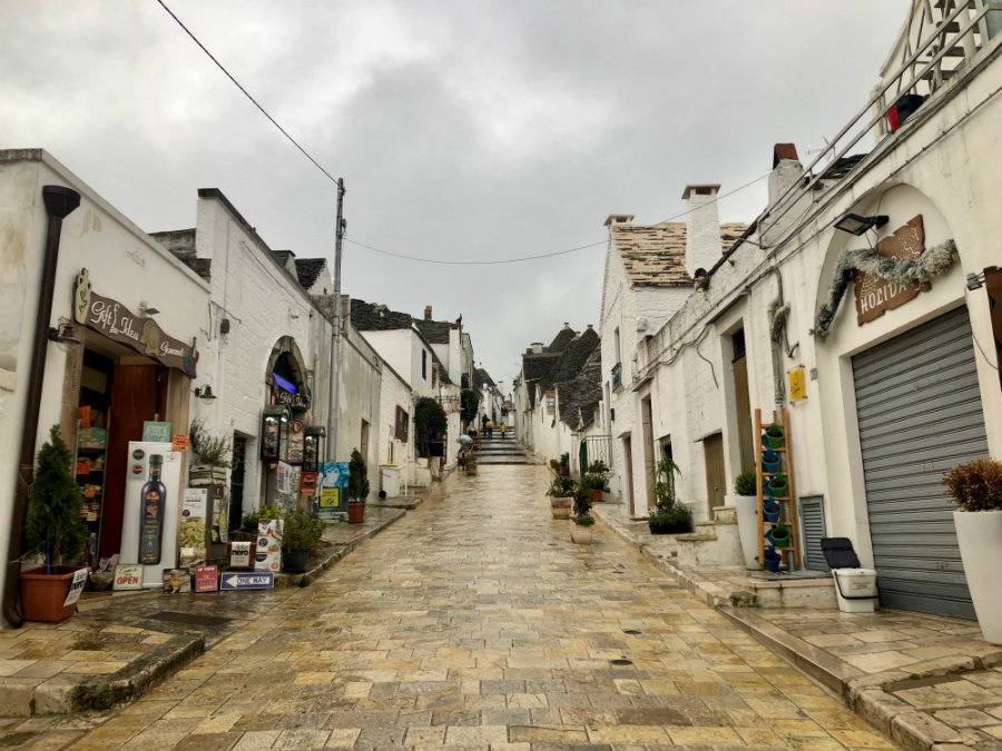 Alberobello Puglia guide