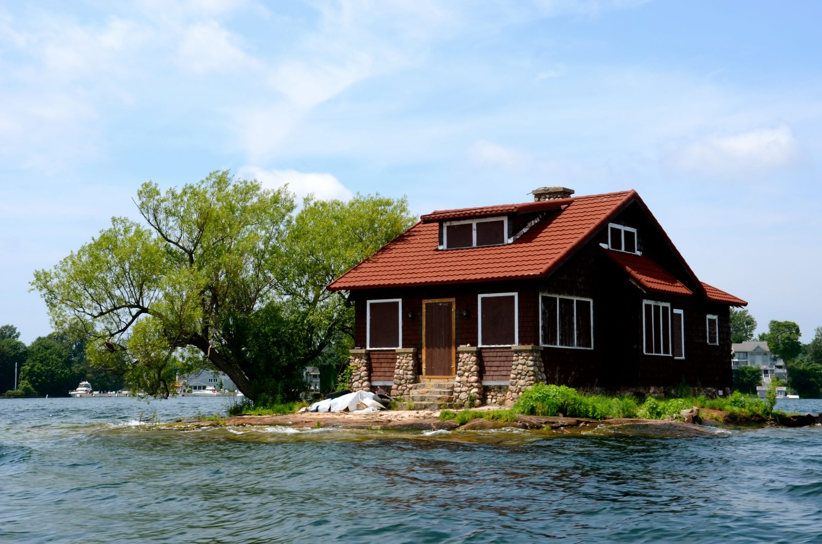 Thousand Islands in upstate New York are an adventurous place to explore and go boating.