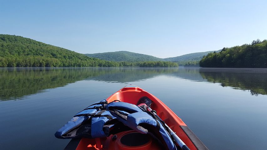 The Catskill mountains are a popular destination in New York for travel.
