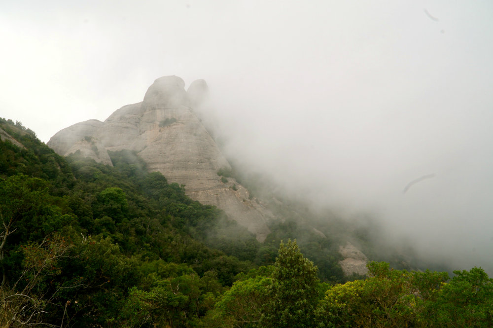 Barcelona day trip, hiking in Montserrat