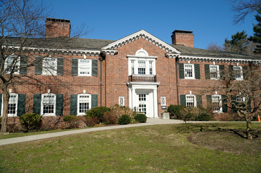 Bronxville Public Library in Bronxville, NY