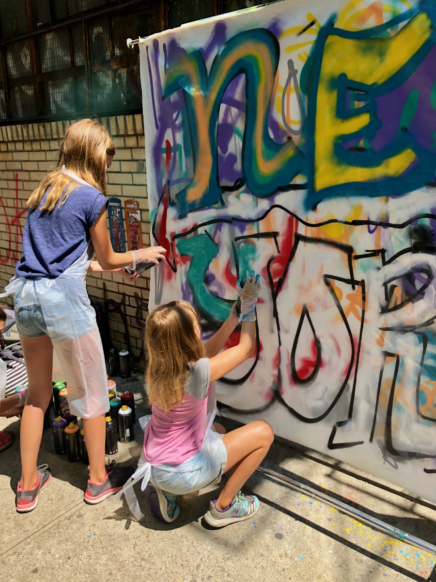 Girls getting into the Brooklyn graffiti workshop with Brooklyn Unplugged