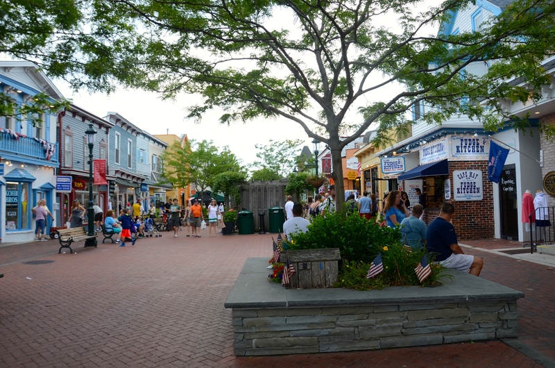Walking along the Washington Street Mall in Cape May, New Jersey is always fun and filled with many good shops and restaurants.