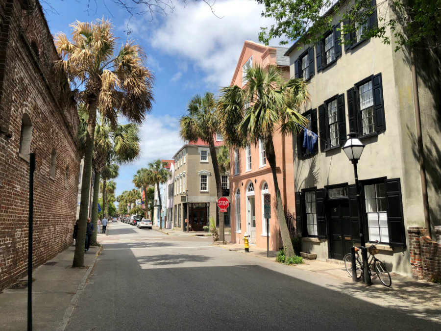 Charleston architecture, walking the streets