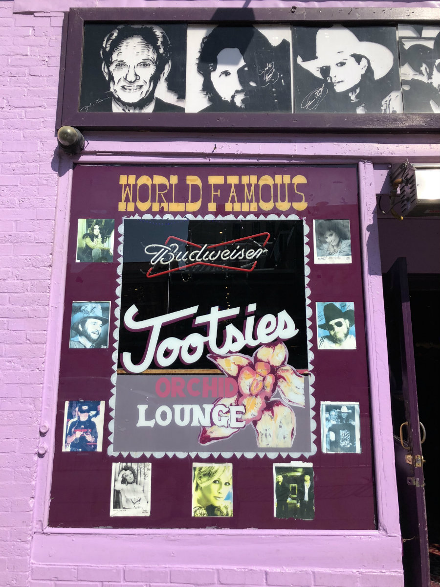 A visit to Tootsie's in Downtown Nashville