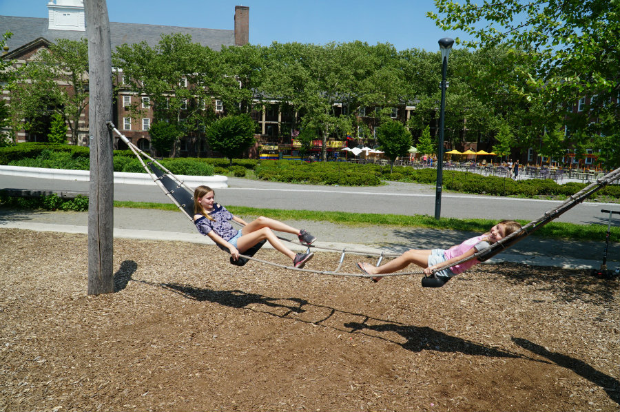 Governors-Island-swinging-hammocks