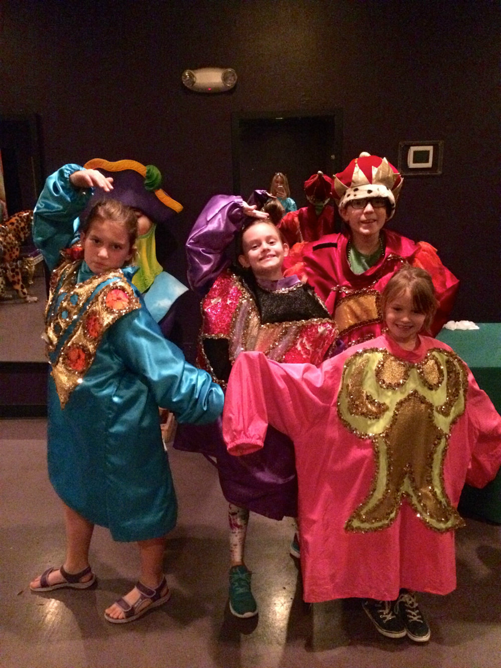 costumes-mardi-gras-world-