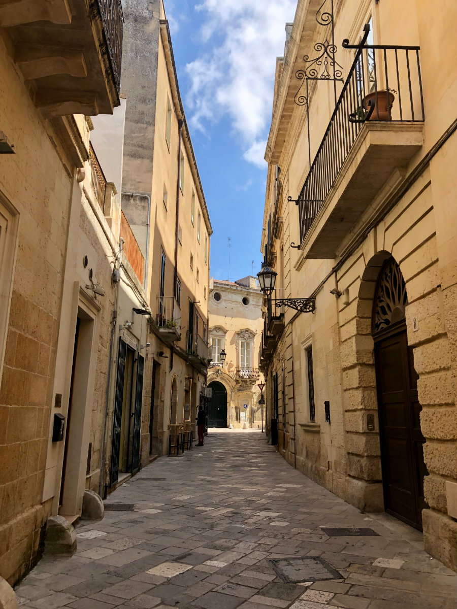 Along around Lecce in Puglia