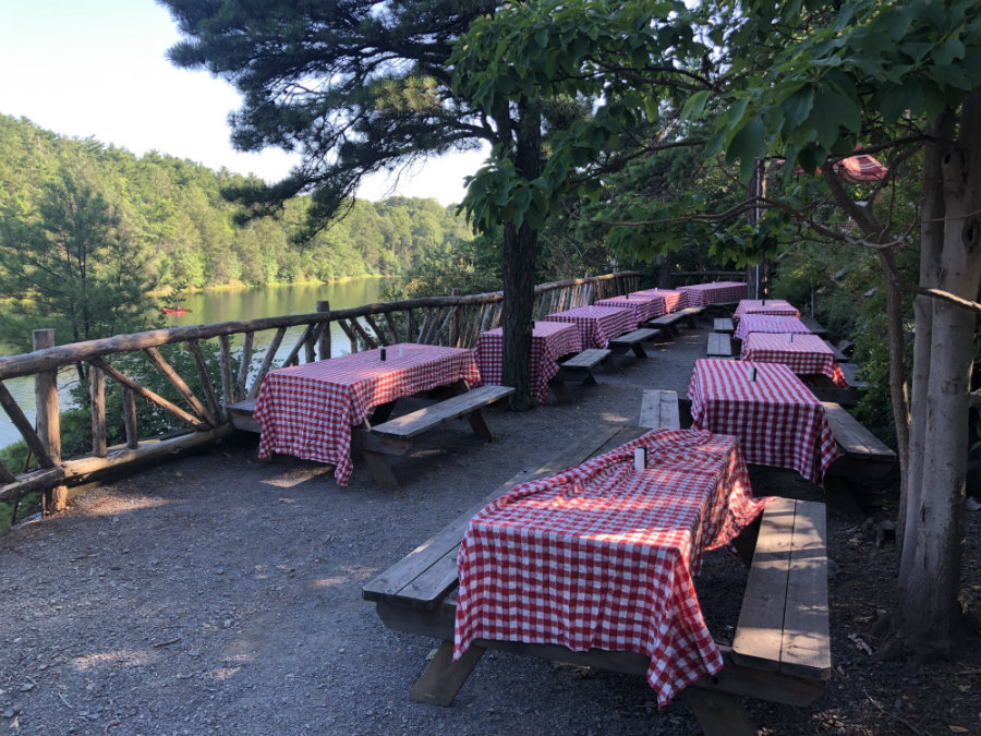 Mohonk Mountain House day pass, the Granary restaurant