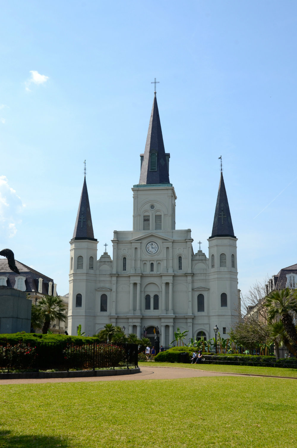 Kids admiring St. Louis Cathedral in New Orleans