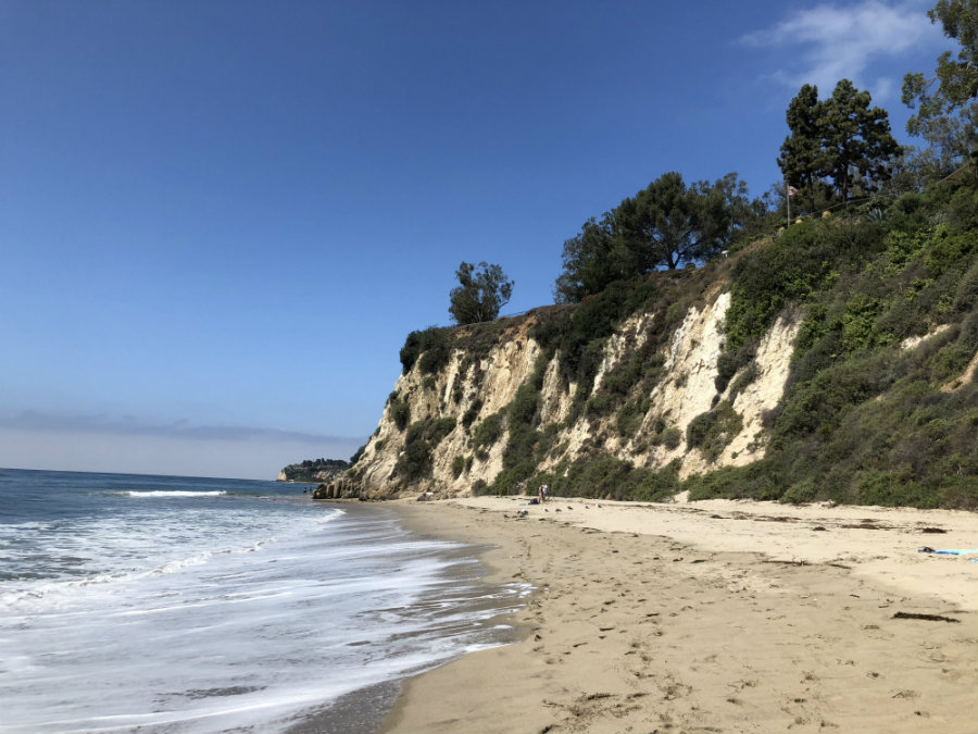 Paradise Cove in Malibu with kids, sandstone cliffs