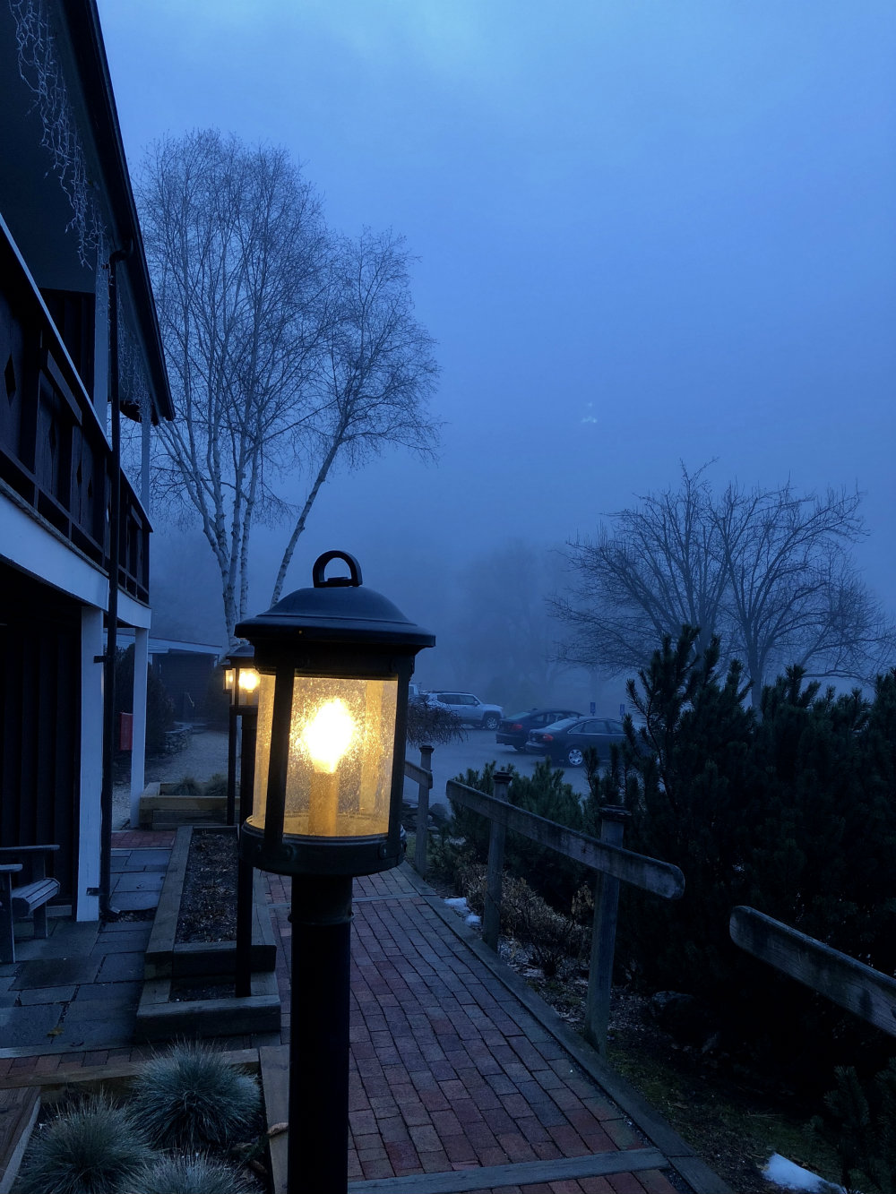 Swiss-Hutte-lantern-New-York-