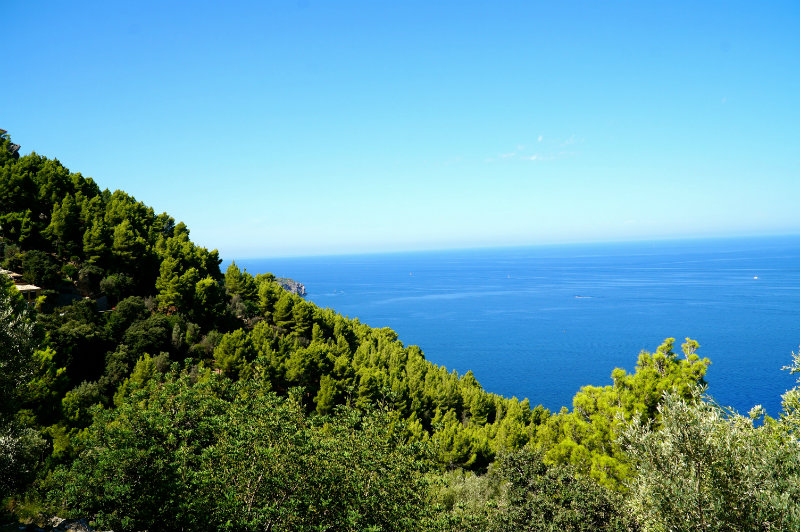 Hiking in Deia in Mallorca.