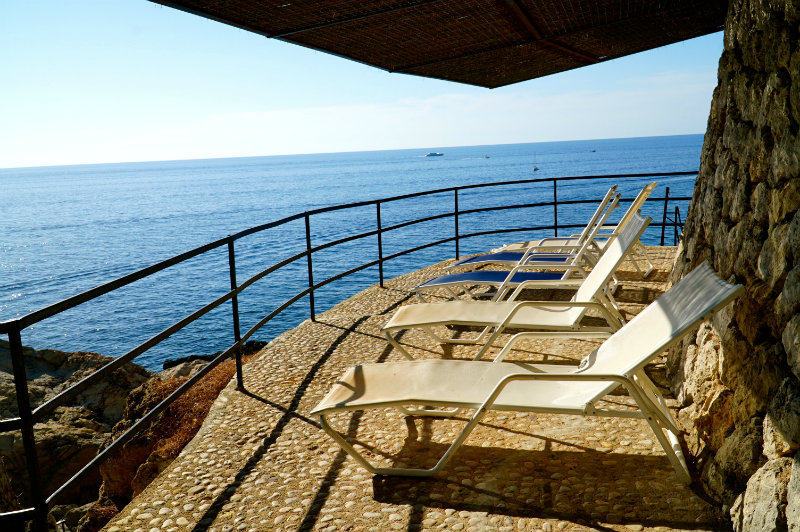 Cove with a view on our trip to Deia in Mallorca.