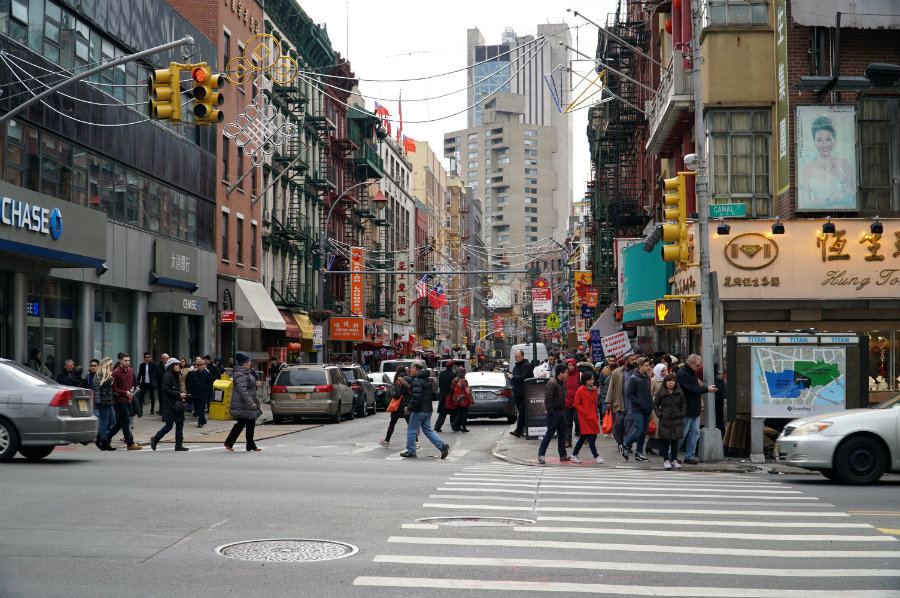 Fun 1 Day NYC Itinerary: A Visit to the Lower East Side Tenement Museum + Exploring Chinatown
