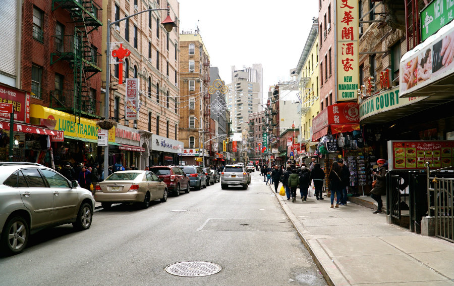 Things to do in Chinatown, walk around the streets
