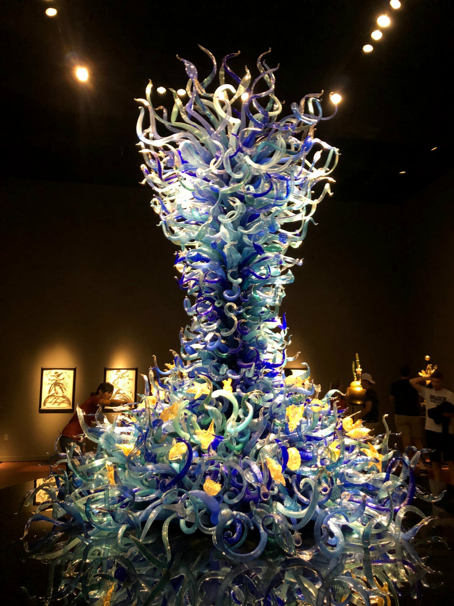 Chihuly-sculpture-Seattle