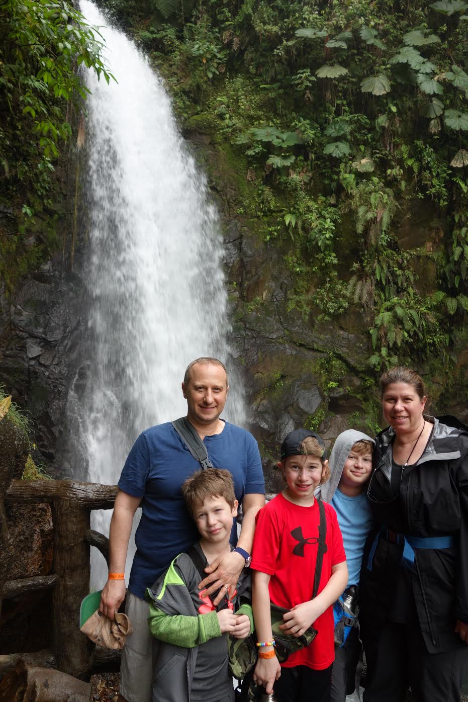 Travel Exchange - Waterfall exploring in Costa Rica.