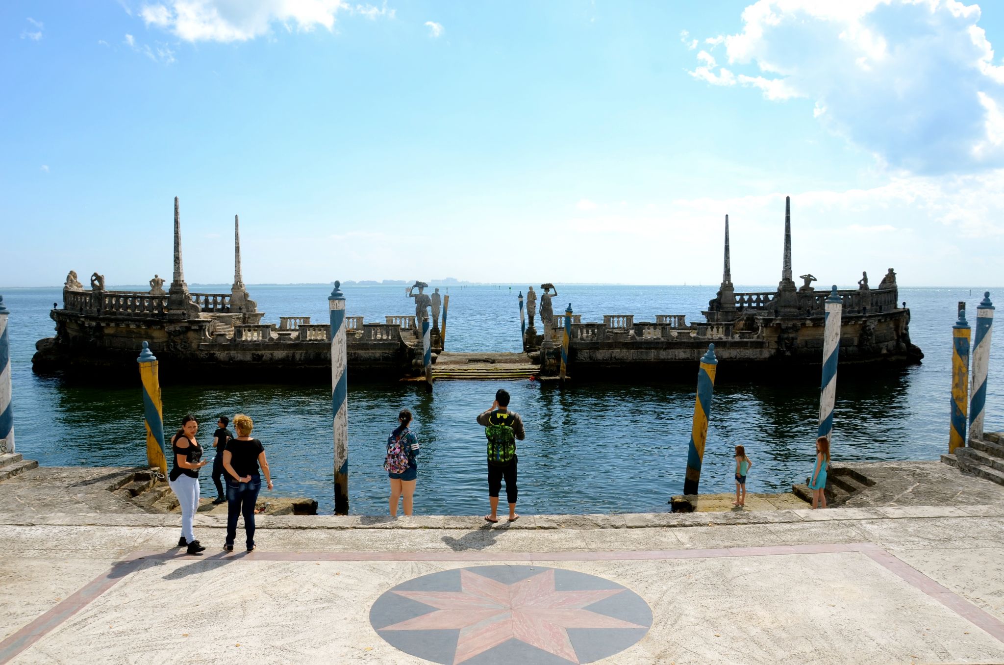 Vizcaya barge